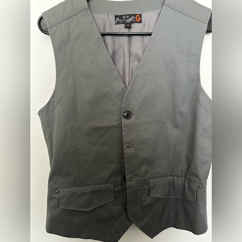 By Guess Casual vest plain single breasted V-neck sleeveless for men